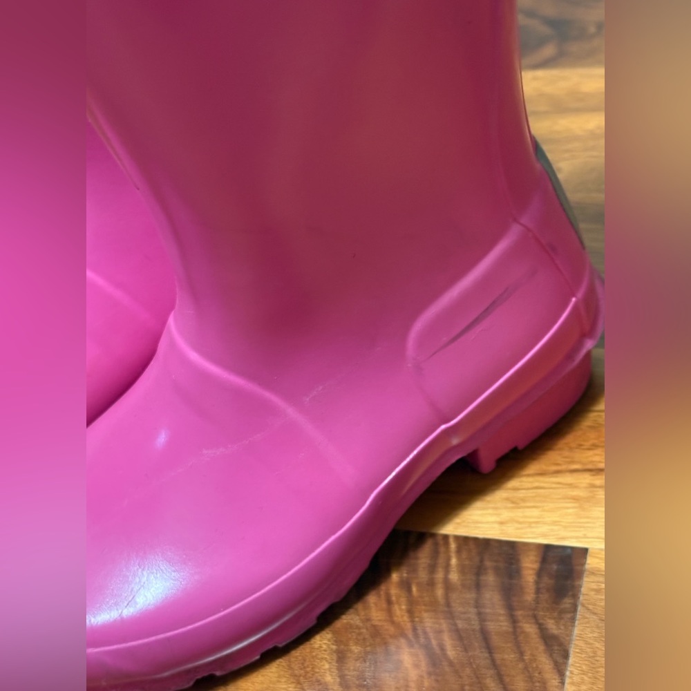 Hunter Classic sz 13 UK 32 pink gloss kids rain boots, great pre owned condition - Picture 12 of 17